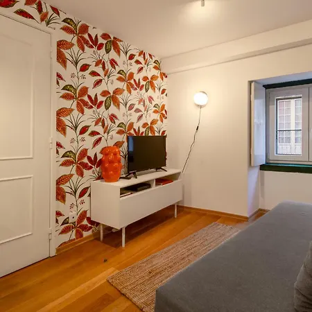 Contemporary In Chiado 1 *