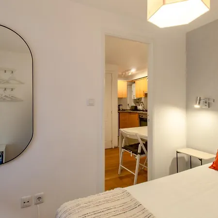 Contemporary In Chiado 1 Apartman *