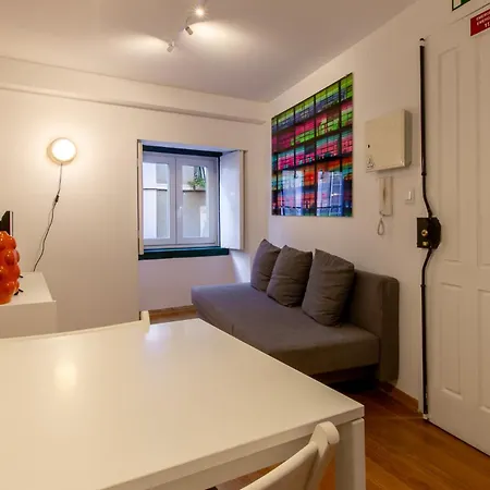 Apartment Contemporary In Chiado 1 Lissabon