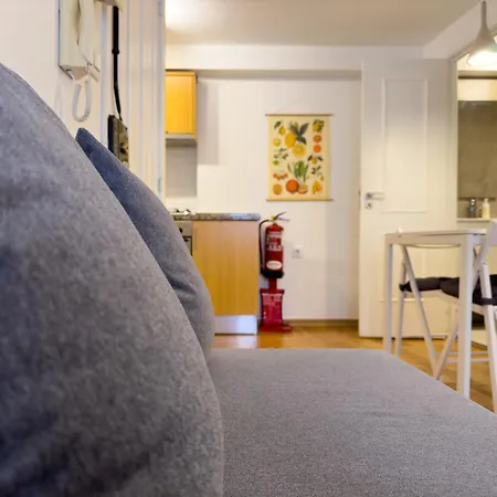 Apartment Contemporary In Chiado 1 *